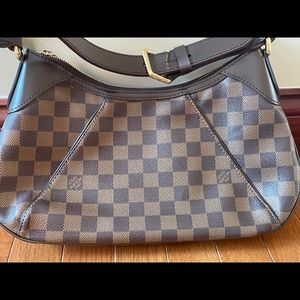 Louis Vuitton Monogram Thames Purse